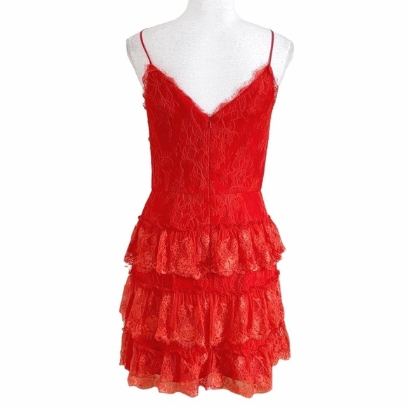 ML MONIQUE LHUILLIER RED LACE SLEEVELESS TIERED COCKTAIL DRESS - 4 - Picture 3 of 10